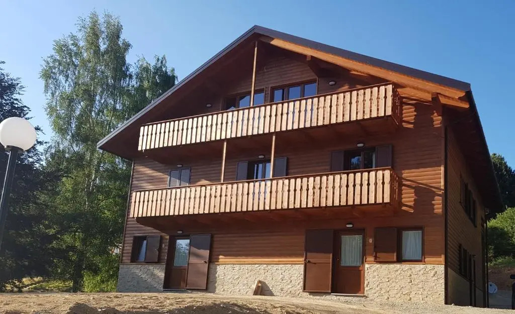 Lorica Suite