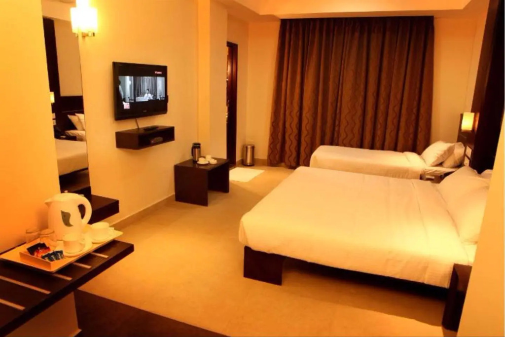 Sunflower Hotel