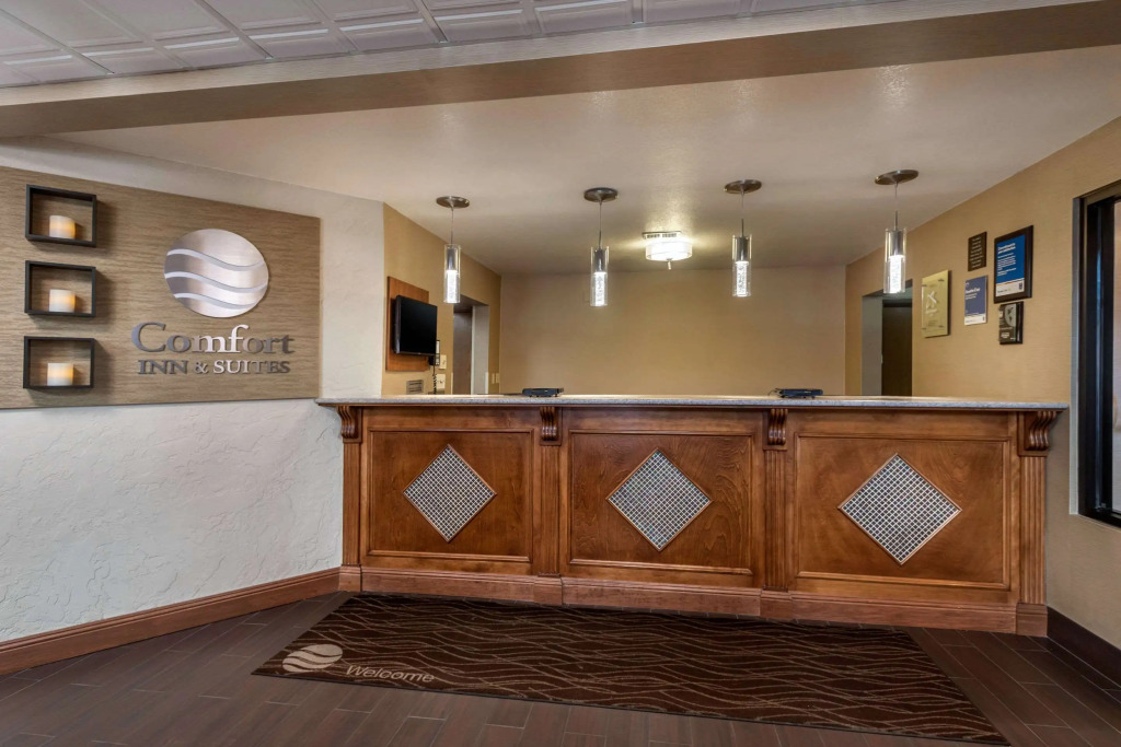 Comfort Inn & Suites Springfield I-44