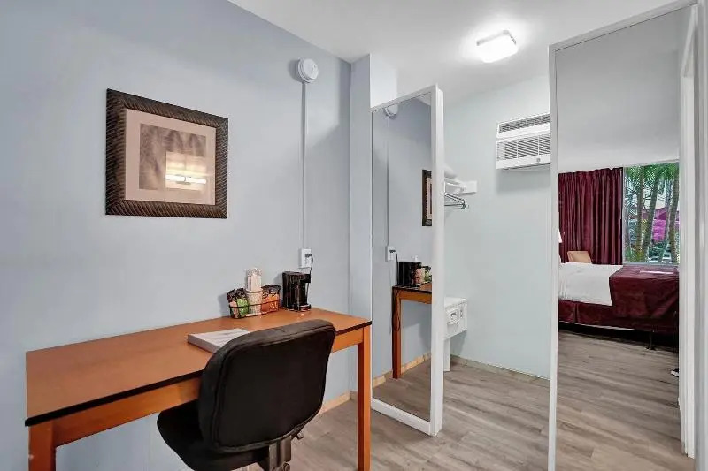 Worthington All Male Guesthouse