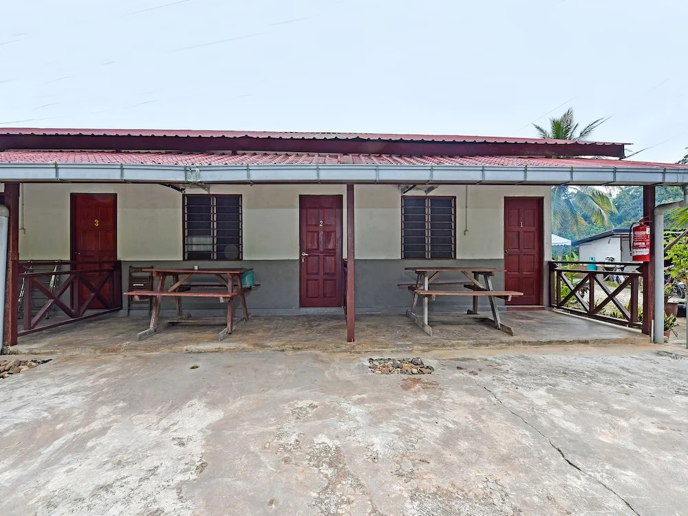 Oyo 90618 D'tahan Motel Taman Negara
