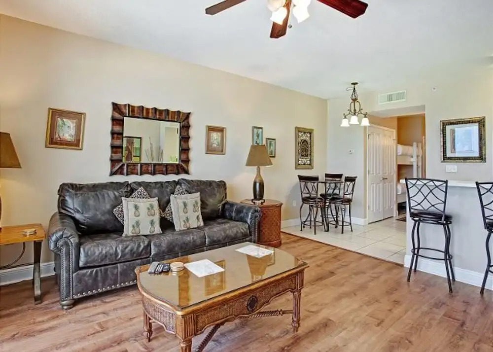 Celadon: Unit 407 by Forehand Rentals