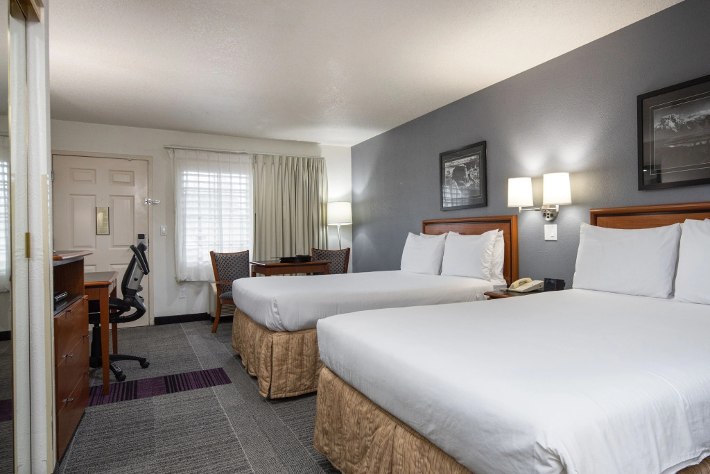 Atherton Park Inn and Suites