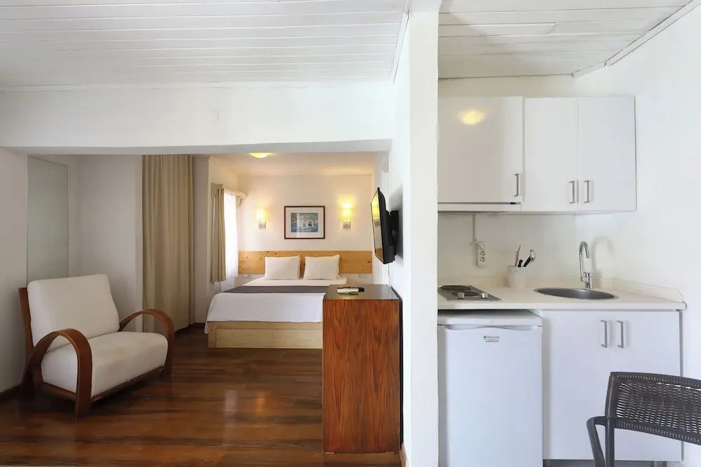 Sah Hotel