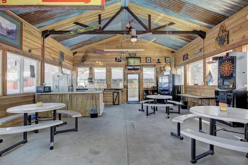 Alpine Lodge Hotel