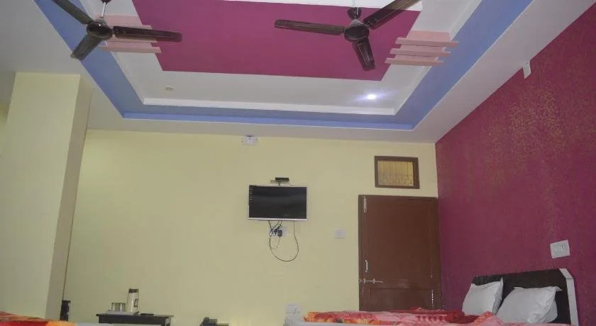 Hotel Gokul Palace
