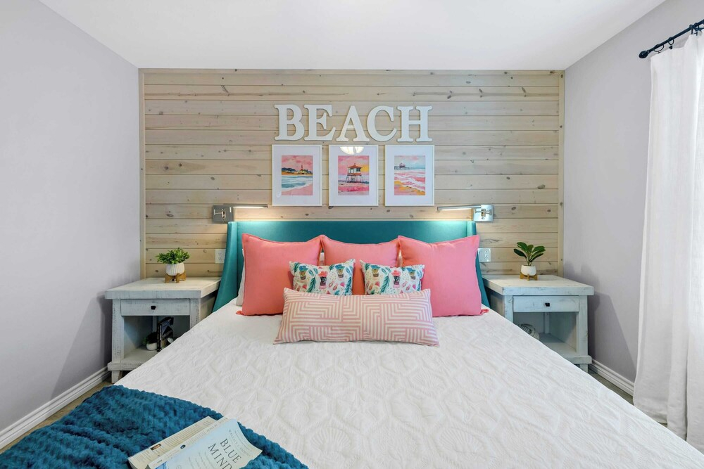 Totally Beachin by Avantstay Private Heated Pool, Hot Tub + Fire Pit!