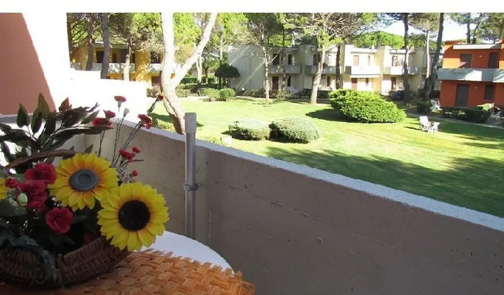 Wonderful 2 Bedrooms Apt in Residence - Swimming Pool - Private Parking