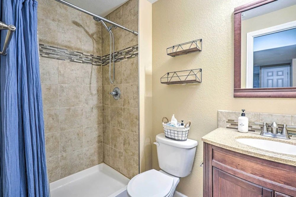 Spacious Springs Home + Patio ~ 10 Mi to Dtwn