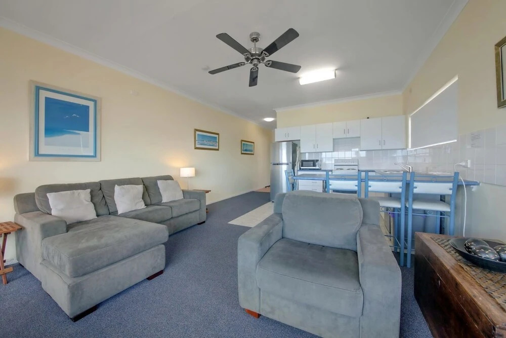 Quarterdeck, Unit 5/12 Magnus Street