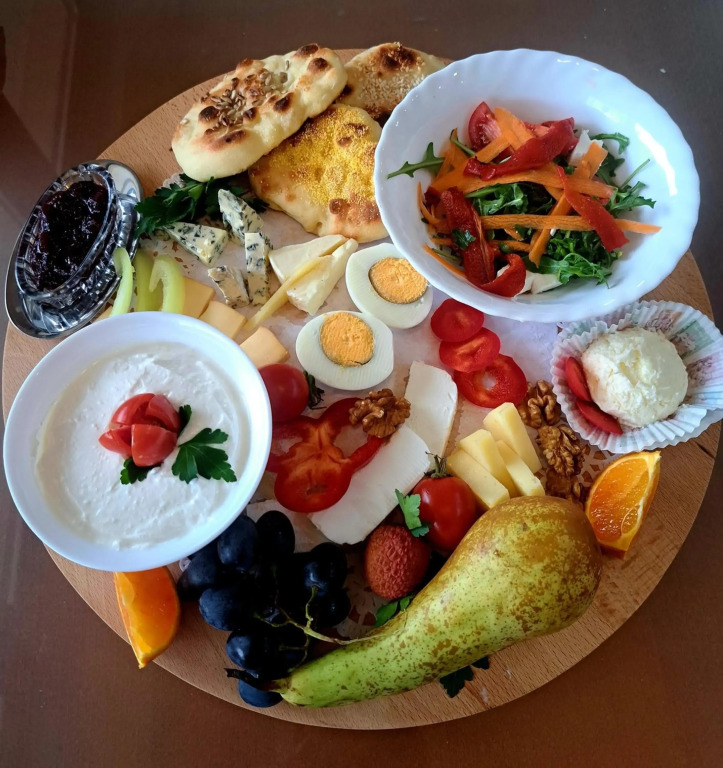 Avlija 2