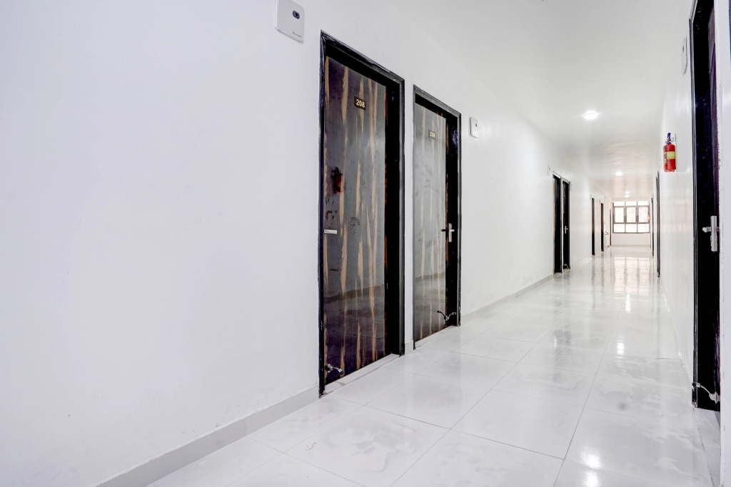 Collection O Sector 7 Rohini Formerly Giriraj Residency