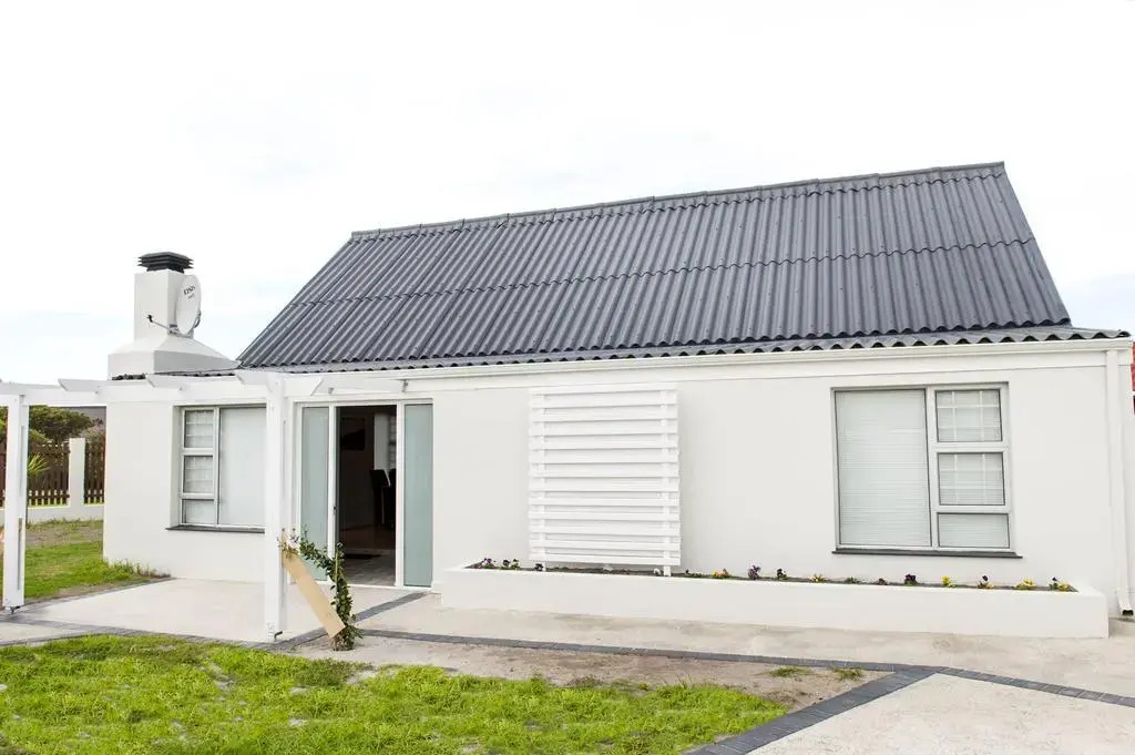 Sandbaai Cottages