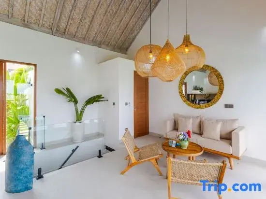 Villa Louna by Pertama Stay