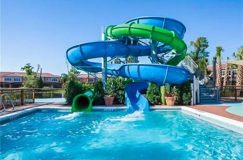 Regal Oaks Getaway