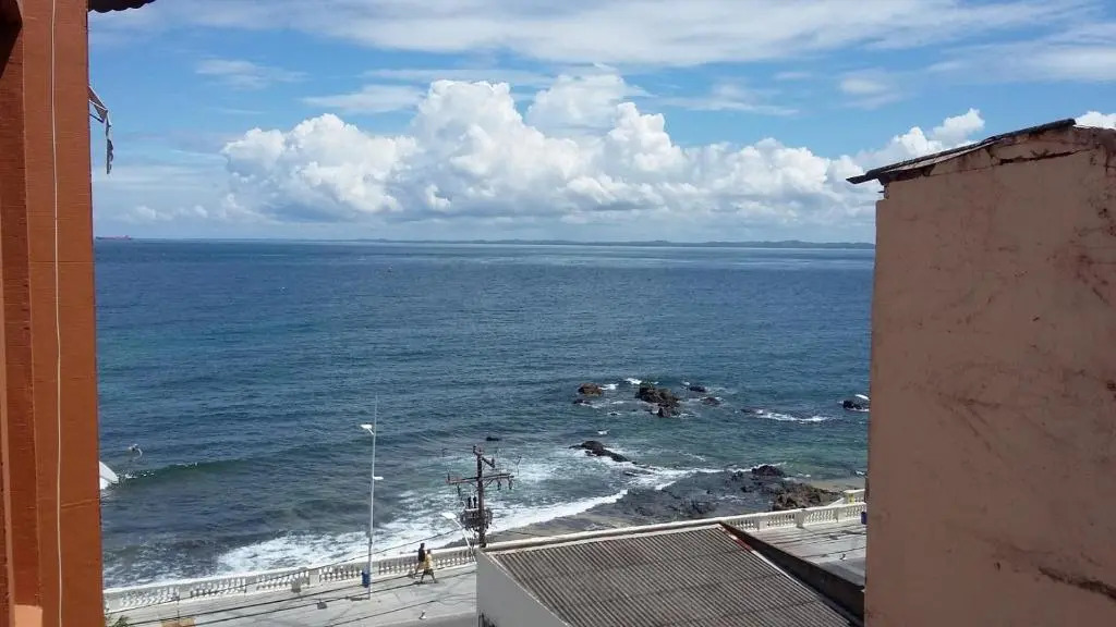 Excelente Apartamento 1/4 e Sala na Barra