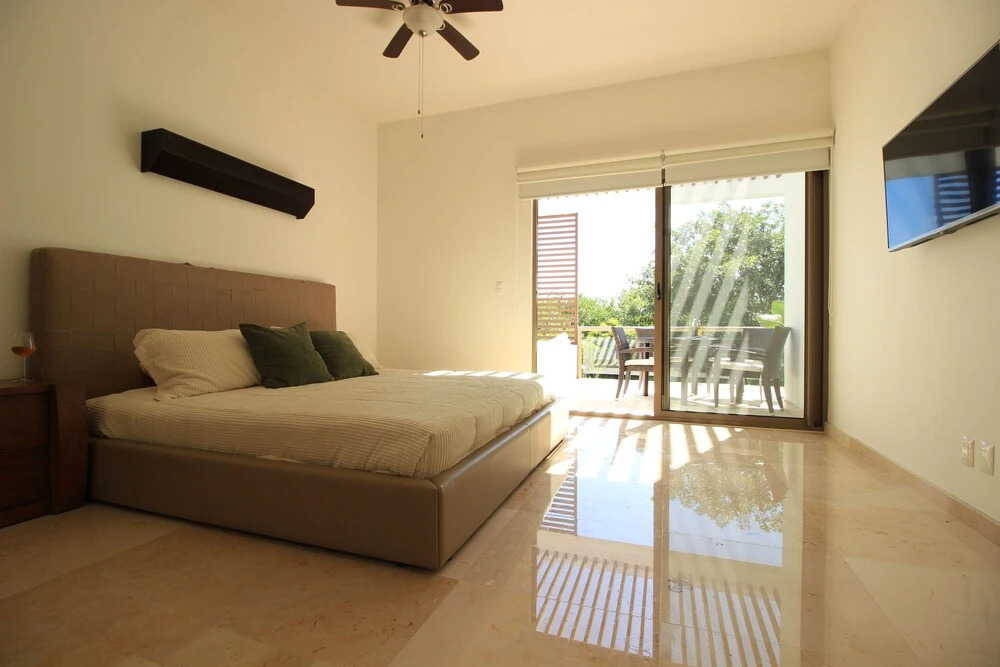 Penthouse with Golf View by Olahola