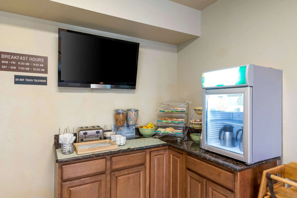 Quality Suites San Antonio Brooks City Base