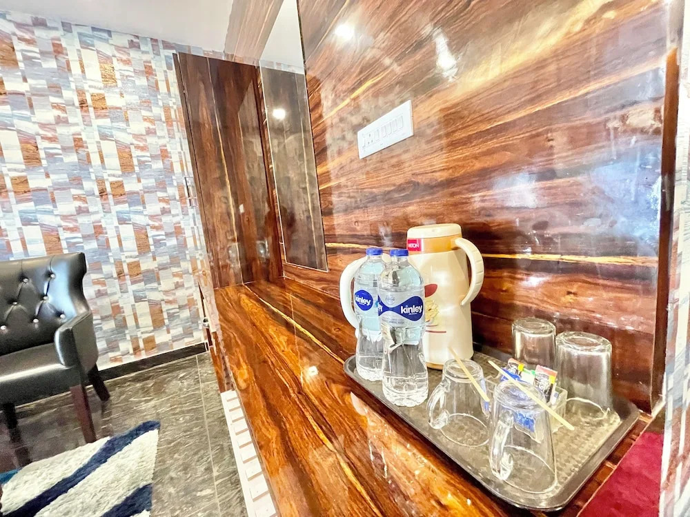 Hotel V-i sea view - Puri