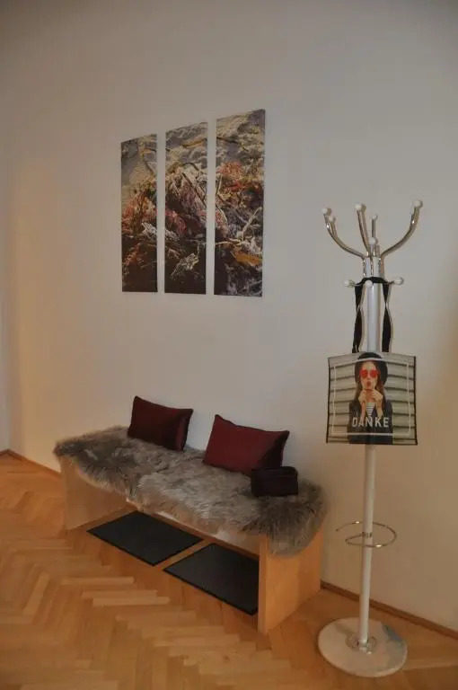 Wunderschöne Altbauwohnung in zentraler Lage Wien