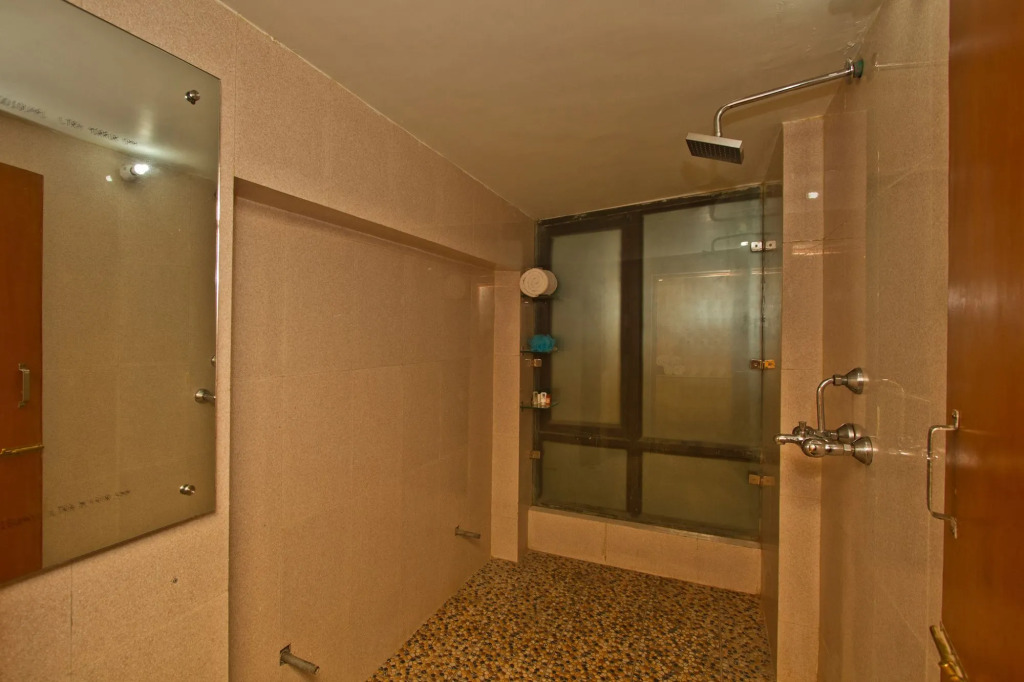 Hotel Broadways Inn