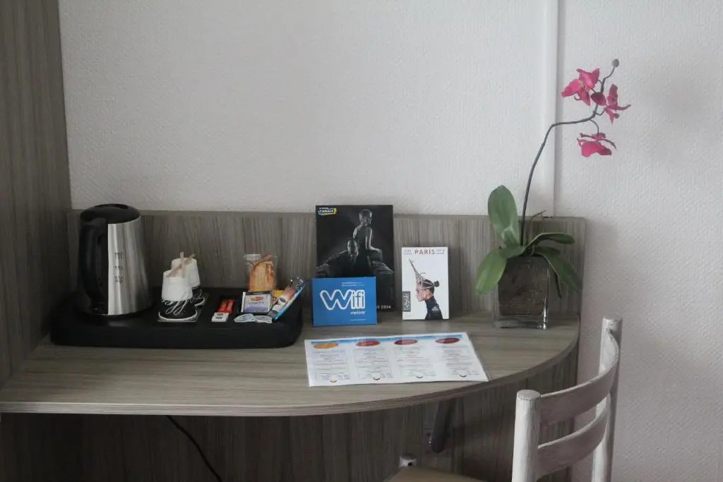 Avia Hôtel Saphir Montparnasse