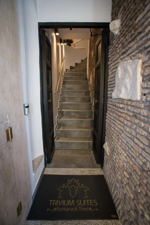 Fontana Di Trevi Luxury Apartments