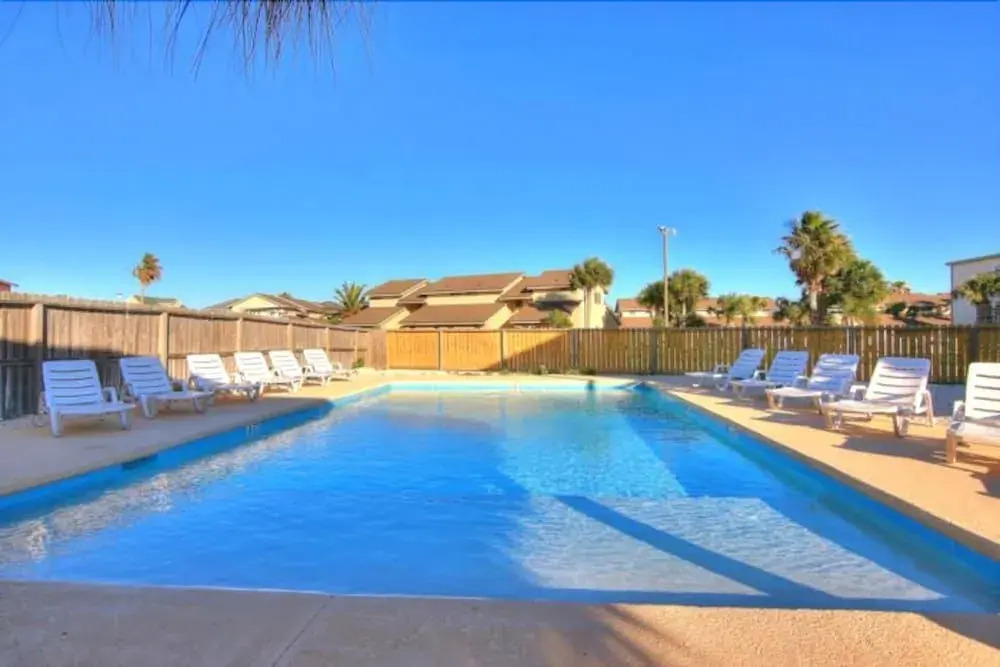 Don't Worry Beach Happy 4 Bedrooms 4.5 Bathrooms Home