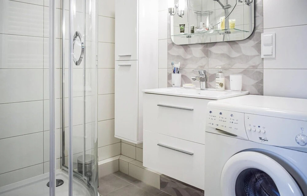 Awesome Apartment in Gdansk With 2 Bedrooms and Internet