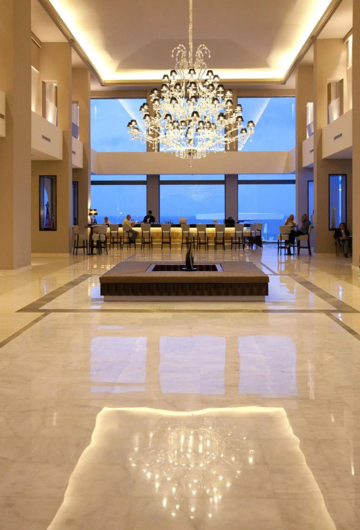 KRESTEN ROYAL Euphoria Resort