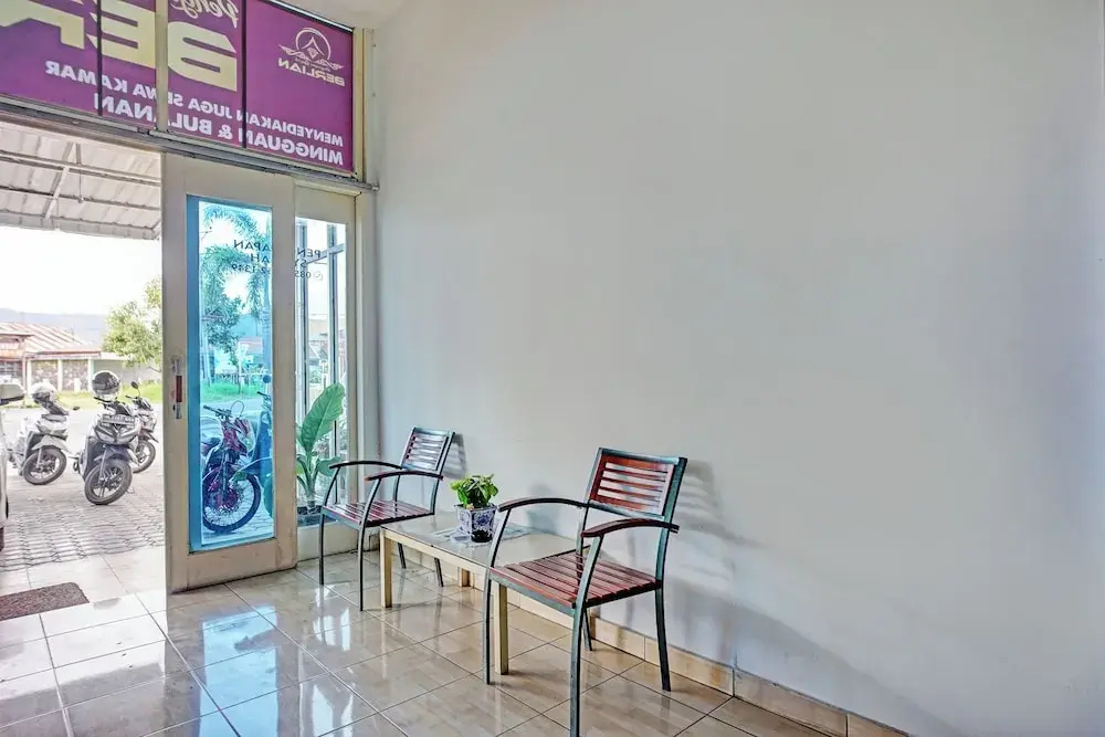 OYO 93264 Penginapan Syari'ah Berlian