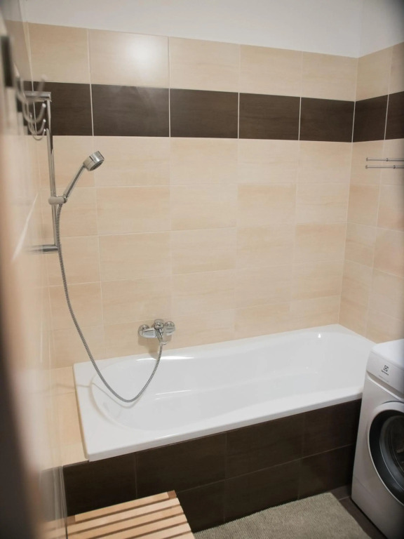 Lelle Resort B20