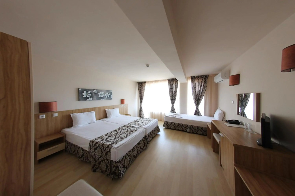 Karlovo Hotel