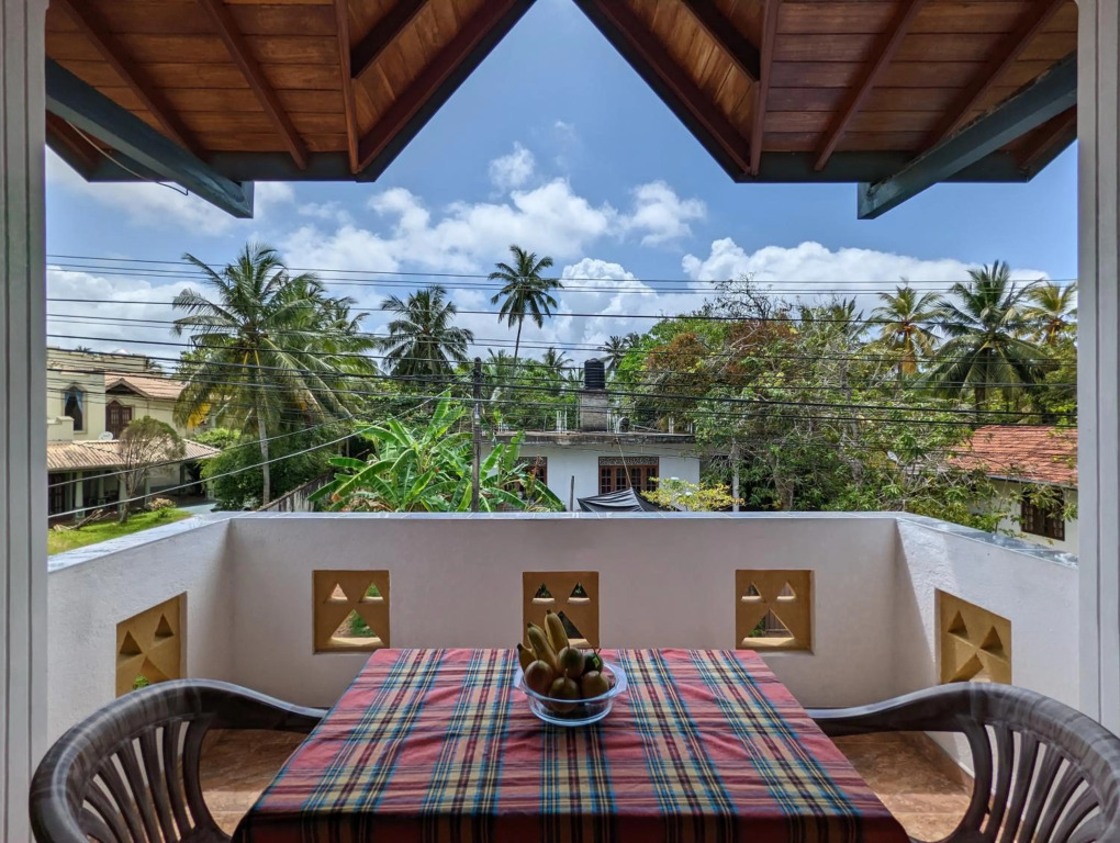 HikkaSurf Apartment