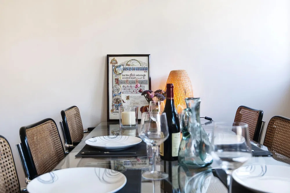 Bright and Breezy home by Clapham Common