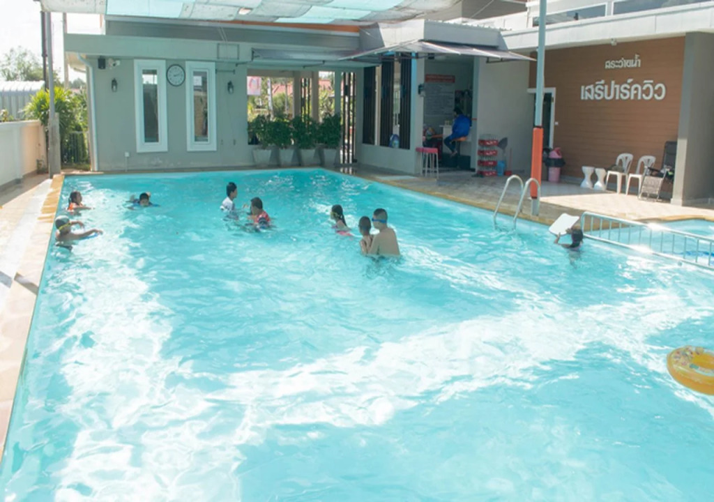 Seree Grand Resort