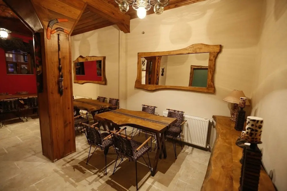 Ra'na Konak