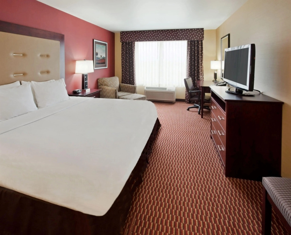 Holiday Inn Express and Suites Great Falls by IHG