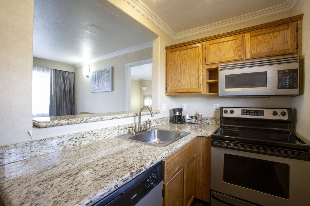 Hotel Aspen Flagstaff/ Grand Canyon InnSuites