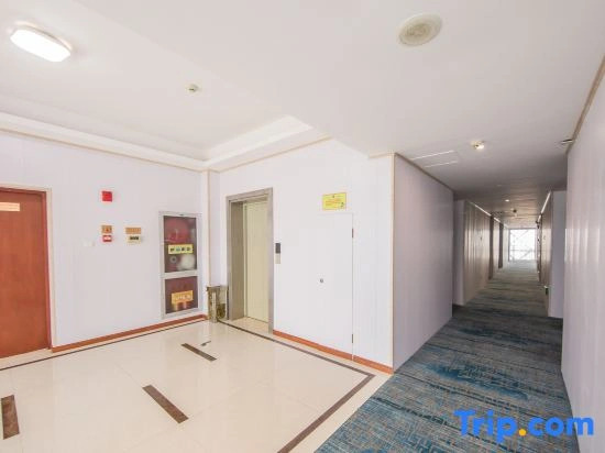 Lezhou Business Hotel (Zhoushan Shenjiamen Passenger Station)