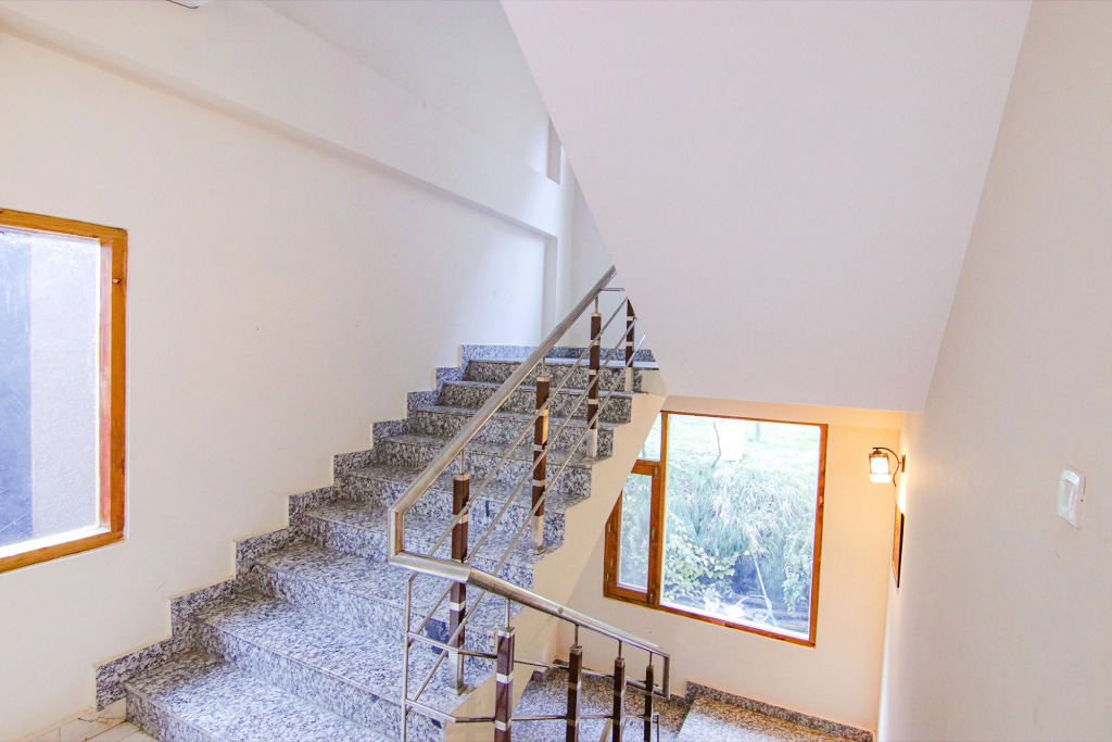 FabHotel Hillside View