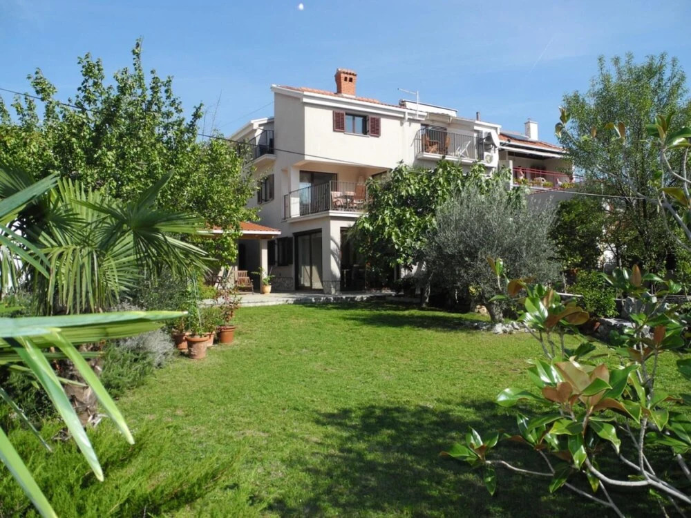 Apartment Damir 4 1 1 pax