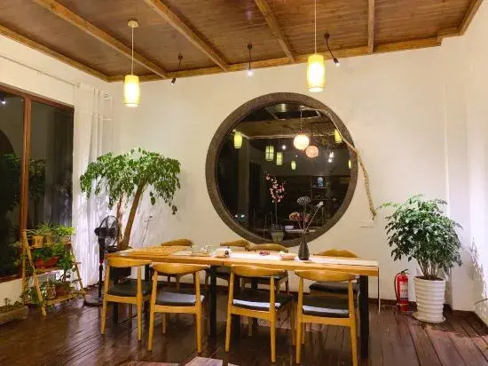 Wuyuan Sheye Yizhai B&B