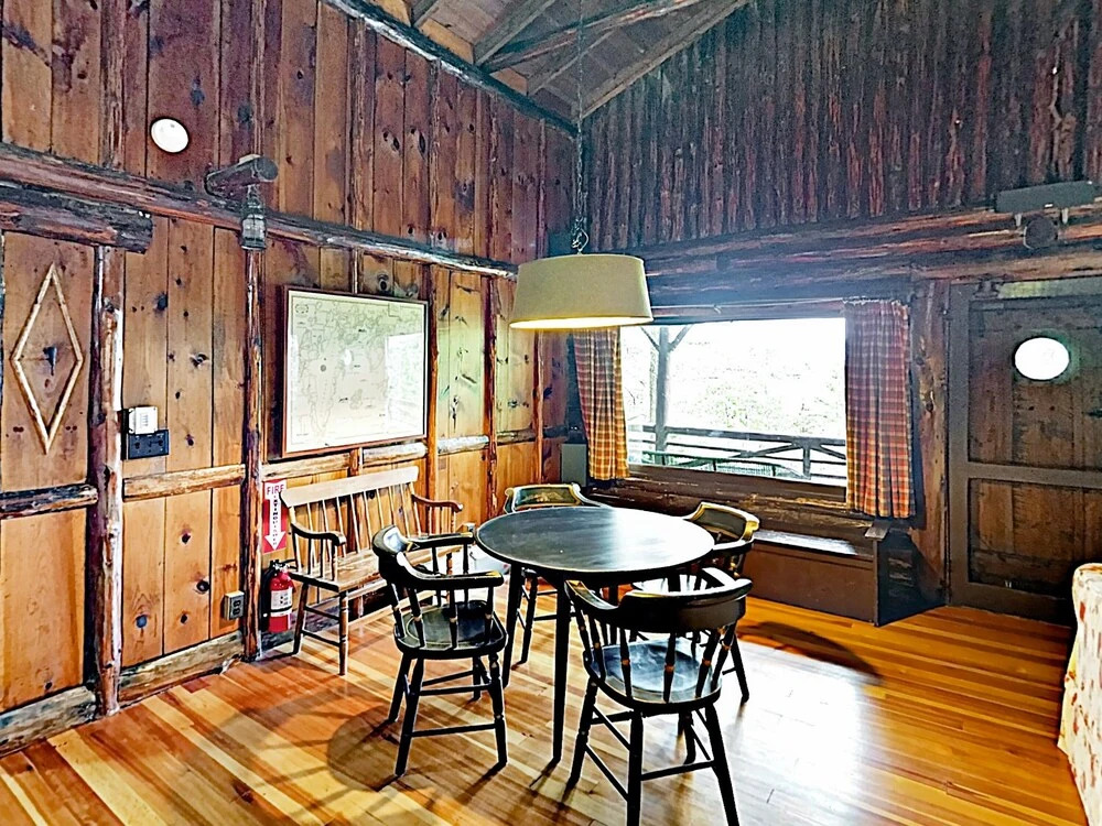 New Listing! Sprucewold W/ Bay-view Veranda 3 Bedroom Cottage