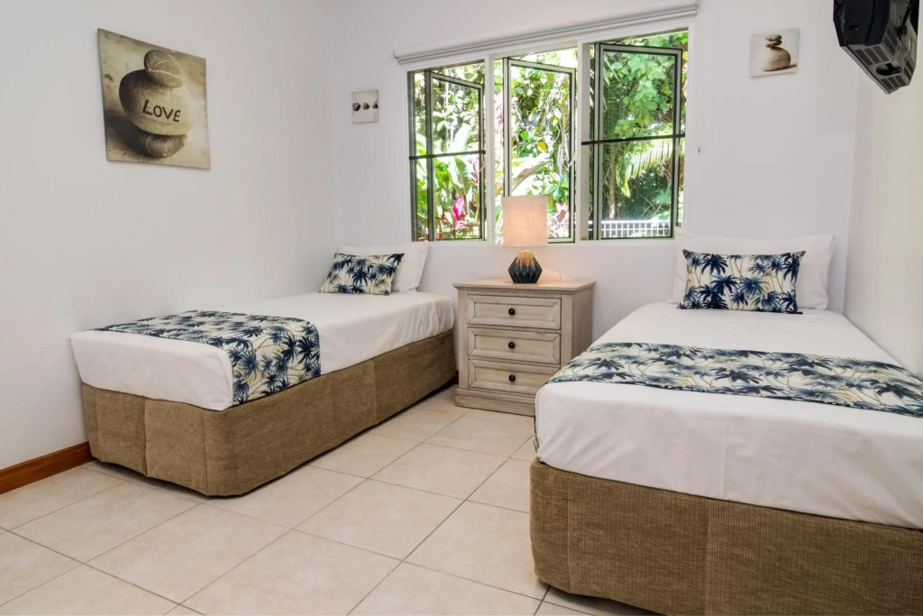 Hanalei Beach House Port Douglas