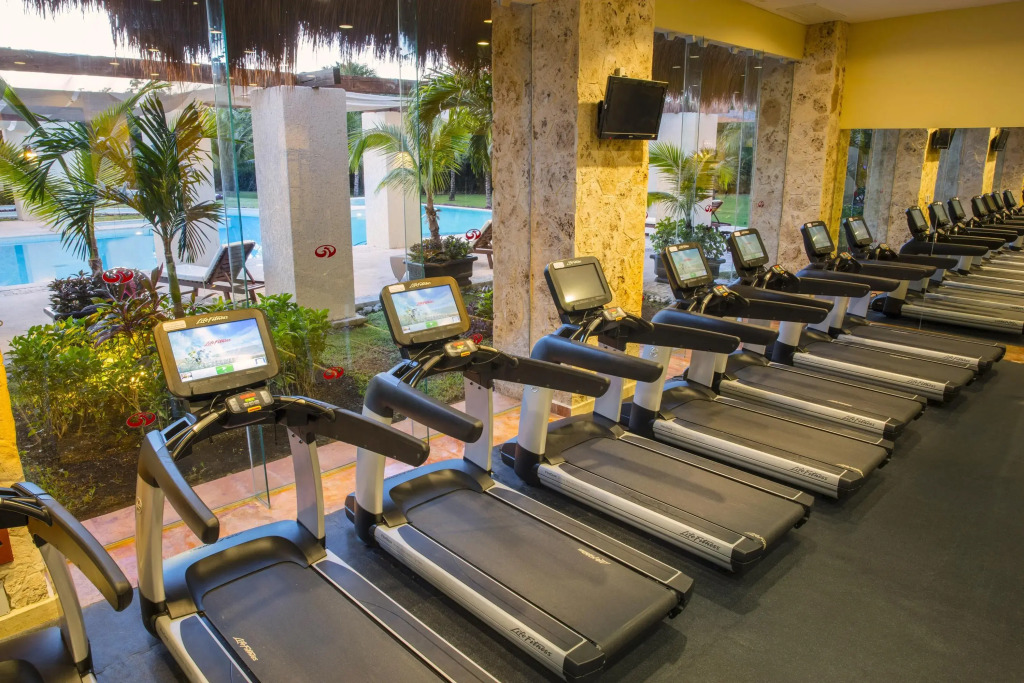 Family Selection at Grand Palladium Kantenah Resort & Spa - All Inclusive