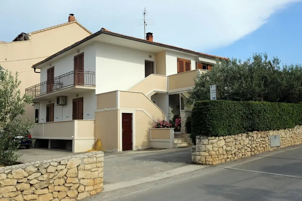 Mut - 250 m From Beach - A1