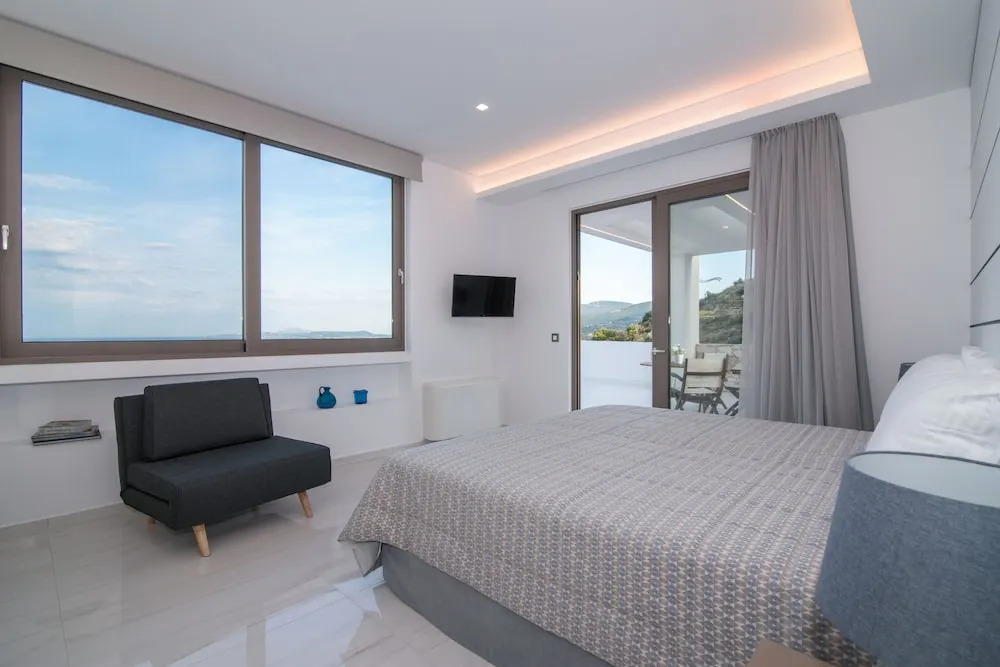 Aurora Villa Luxury Retreat