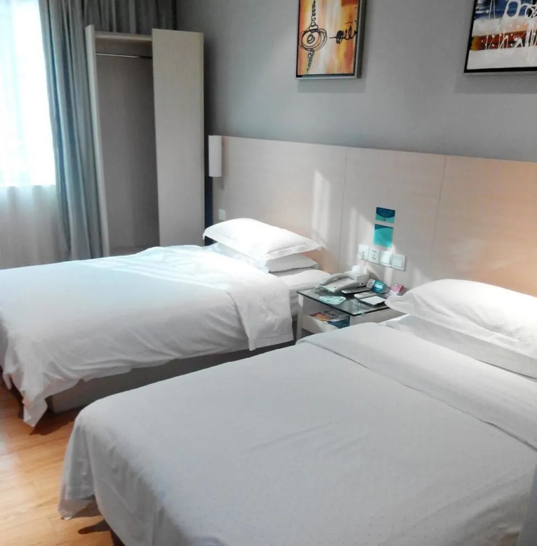 City Convenience Inn