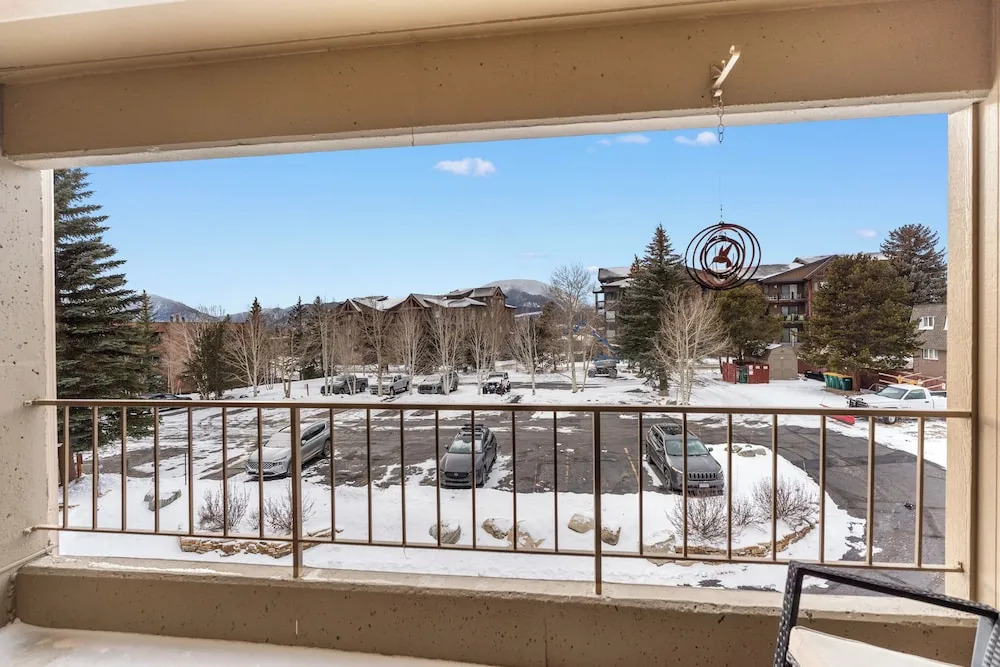The Lodge at Lake Dillon #308